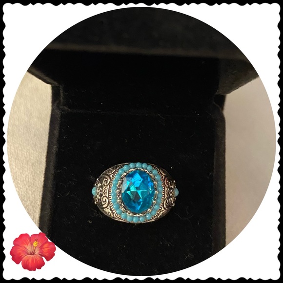 Gorgeous Turquoise & Silvertone Ring Size 7 - Picture 4 of 5